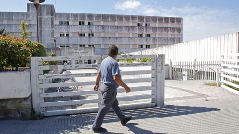 El brote que afecta a alumnos del IES Sánchez Cantón de Pontevedra está vinculado al acto de graduación de 2.º de bachillerato