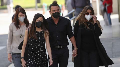 Antonio Rossi llega al velatorio de Mila Ximénez