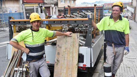 Operarios con la cara destapada en A Coruña