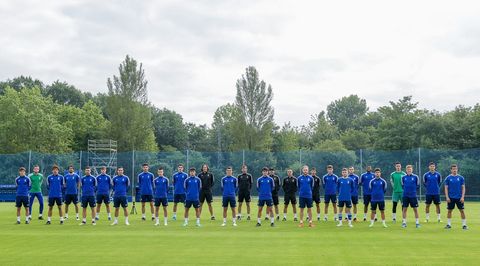 Foto grupal del Real Oviedo en El Requexón