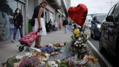El lugar en el que cayó Samuel se ha convertido en un altar en su memoria.