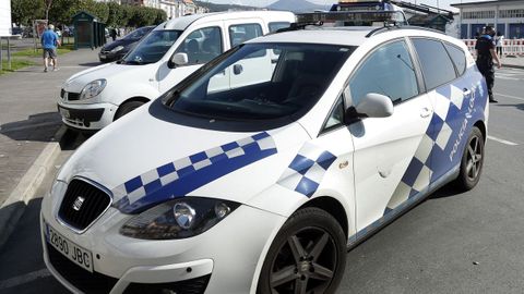 Policía local de Ribeira