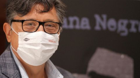 El actor y escritor Carlos Bardem este viernes en la Semana Negra de Gijón, donde ha presentado su última novela El asesino inconformista