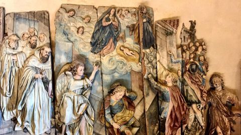 Restos del antiguo retablo de Santa María de Monfero