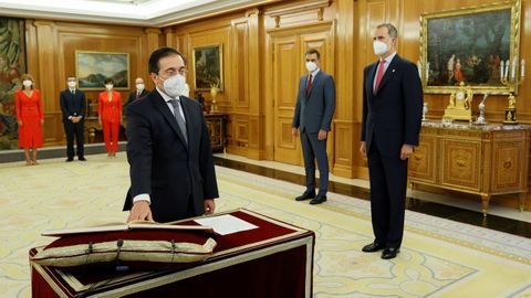 El nuevo ministro de Asuntos Exteriores, Unión Europea y Cooperación, José Manuel Albares, promete su cargo