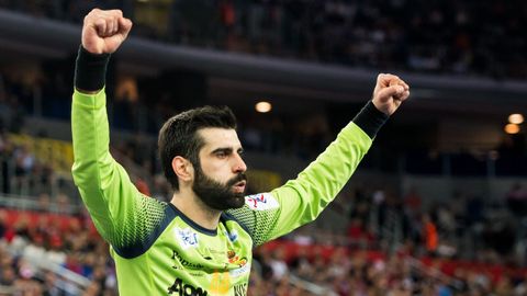 Rodrigo Corrales es clave en el brillante presente de la selección campeona del Mundo en el 2020.