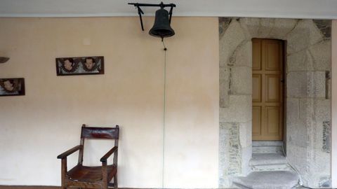 Antigua campana empleada por los peregrinos para llamar al padre superior