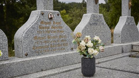 Cementerio de A Merca, donde descansan Miguel Ángel Blanco y sus padres
