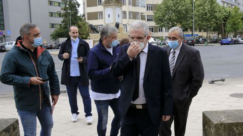Evaristo Rodríguez, uno de los acusados en la Operación Carioca en su rama policial, entrando a la Audiencia de Lugo