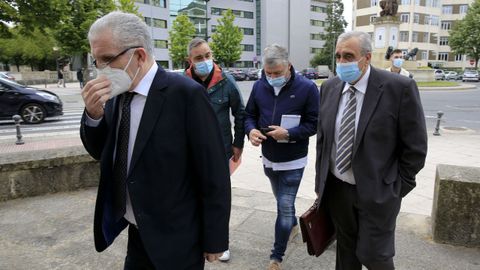 Evaristo Rodríguez, exinspector jefe de la Brigada de Extranjería de Lugo, entrando a la Audiencia Provincial