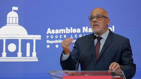 El presidente del Parlamento venezolano elegido en el 2020, Jorge Rodríguez, durante su comparecencia del martes