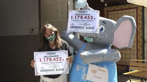 Premio millonario de la Lototurf en la administración de la calle Michelena, en Pontevedra