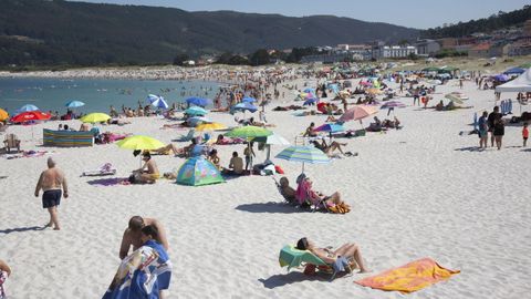 La playa de Laxe, hasta los topes