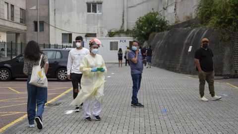 El punto covid del Hospital Provincial de Pontevedra, municipio que este martes alcanzó los 597 casos activos