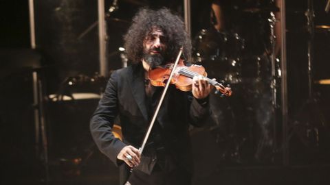 Malikian reconoce que de joven practicaba el violín a diario entre diez y doce horas.
