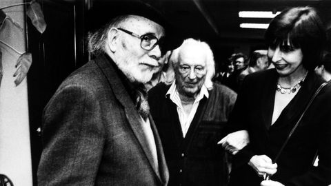Laxeiro en Vigo con el poeta Rafael Alberti, en 1993