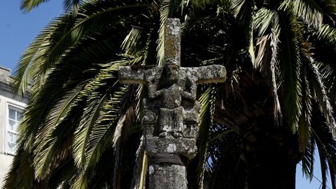 Cruceiro de Melide, considerado por Castelao como el más antiguo de Galicia