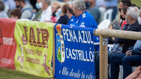 Una bandera de la Peña Azul Castrillón en la banda de El Pardo