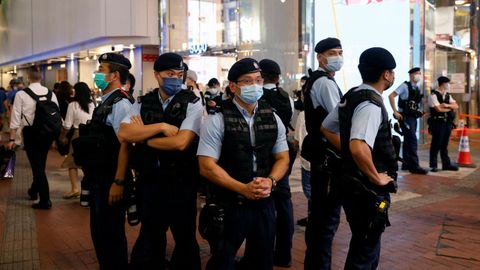 Agentes de polica en Hong Kong, China