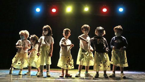 Amencer organizó un festival para despedir las Mañás de Verán.