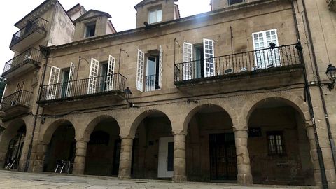 El Fogar do Transeúnte, en la praza do Trigo (Ourense)