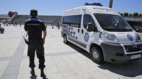 La Policía Local de Sanxenxo inspecciona los lugares más frecuentados por la gente