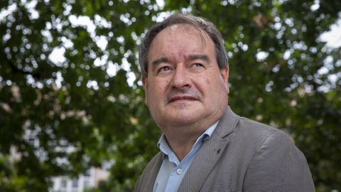 Rubén Lois González es profesor e investigador en la Univesidade de Santiago de Compostela