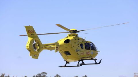 Foto de archivo del helicóptero de emergencias