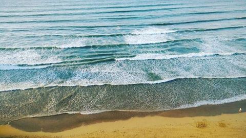 Playa de San Lorenzo, en Gijón