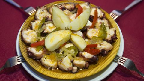 Plato de pulpo a la mugardesa.