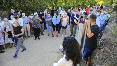 Numerosos participantes acudiron á visita guiada ao Carme
