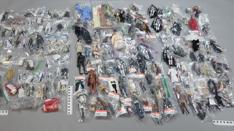 La coleccin de figuras de Star Wars sustrada de un trastero de Nuevo Gijn