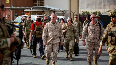 El jefe del Mando Central de Estados Unidos, general Frank McKenzie, lleg este mircoles al aeropuerto de Kabul para supervisar las evacuaciones.