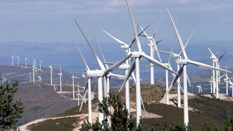 Aerogeneradores en la sierra de O Faro, en una imagen de archivo