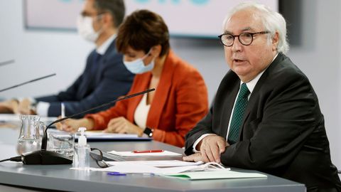 El ministro de Universidades, Manuel Castells, durante la rueda de prensa posterior a la reunión del Consejo de Ministros en Moncloa