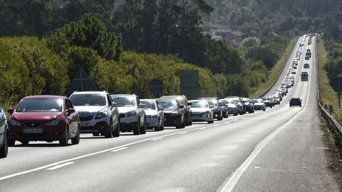 Tramo final de la vía rápida a la altura de A Lanzada, en Sanxenxo