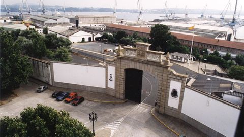 Foto de archivo del astillero durante la jornada que no se trabajó en señal de duelo por la muerte de los dos operarios de Iris