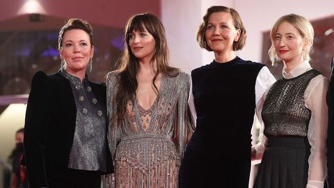 De izquierda a derecha: Olivia Colman, Dakota Johnson, Maggie Gyllenhaal y Alba Rohrwacher