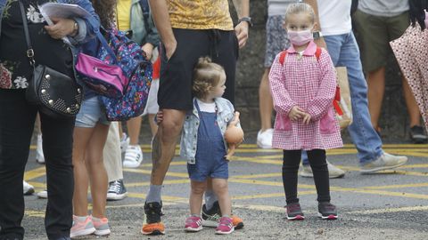 Primer día en el CEIP A Lomba (Anexo), en Vilagarcía
