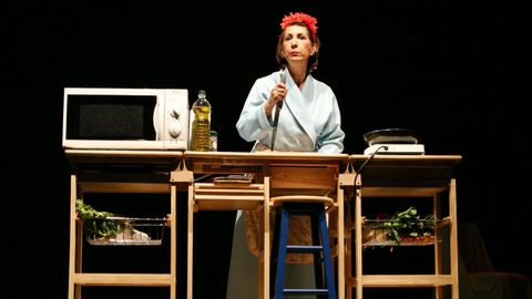 Luma Gómez, na montaxe «A tixola polo mango»