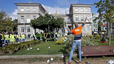REUNIÓN DE LA MESA DE ENCE EN LA SUBDELEGACIÓN DEL GOBIERNO