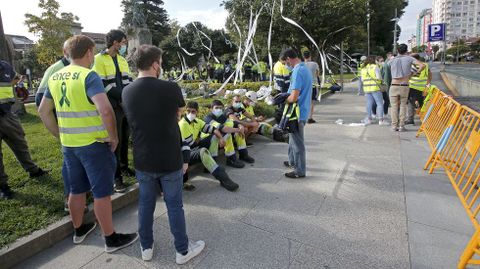 REUNIÓN DE LA MESA DE ENCE EN LA SUBDELEGACIÓN DEL GOBIERNO