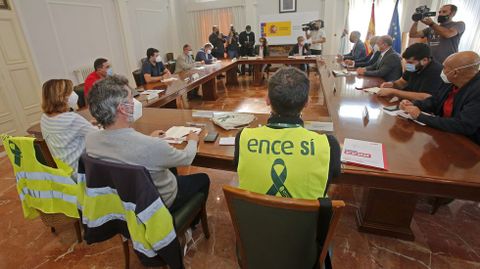 REUNIÓN DE LA MESA DE ENCE EN LA SUBDELEGACIÓN DEL GOBIERNO