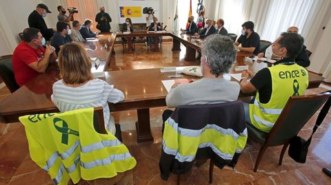 REUNIÓN DE LA MESA DE ENCE EN LA SUBDELEGACIÓN DEL GOBIERNO