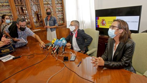 REUNIÓN DE LA MESA DE ENCE EN LA SUBDELEGACIÓN DEL GOBIERNO