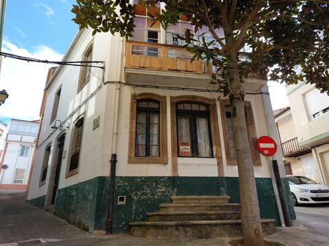 La casa del magnolio fue erigida en 1910 por la familia de conserveros Filgueira Abella