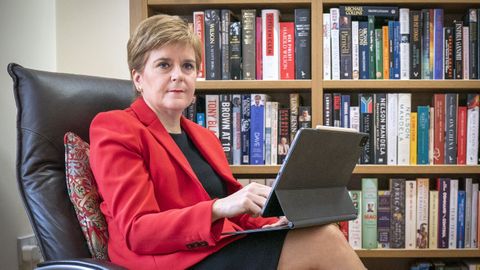 Nicola Sturgeon, en su residencia en Glasgow