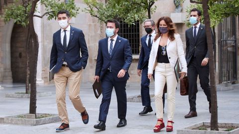 Aragonés, acompañado del vicepresidente catalán, Jordi Puigneró, y la consejera de Presidencia, Laura Vilagrá, en una imagen de archivo