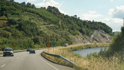 Un tramo de la carretera N-120 a la altura del kilómetro 563