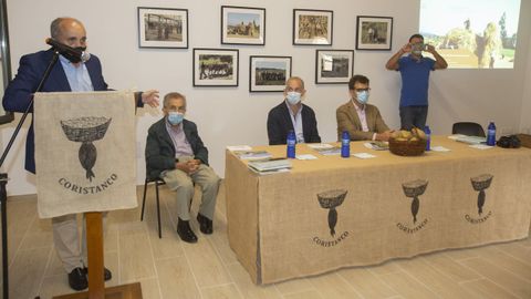 Inauguración de la exposición Anacos do rural
